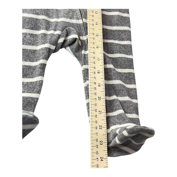 Carter One Piece Footie Pjs Pajamas Set Of 2 Pink Spotted Bear Gray Penguin - Picture 10 of 13